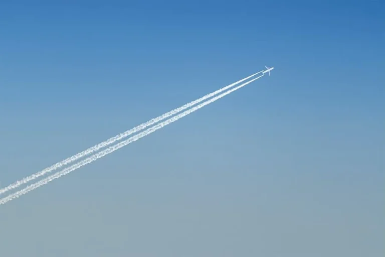 How do I talk to a real person at Korean Air?